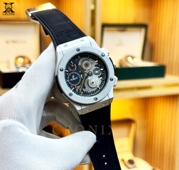 Hublot New Model Quartz Watch – Date Feature & Rubber Strap with Master Lock